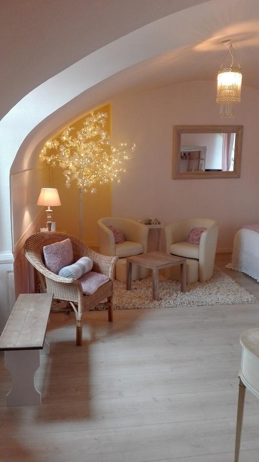 Manoir Du Quengo Bed & Breakfast โครฮ็อง ภายนอก รูปภาพ